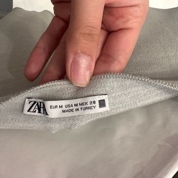 Zara new crop top - Picture 3 of 3